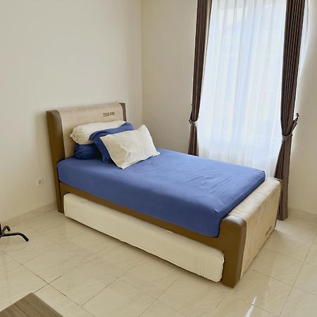Blessimore Springhill 4Br Palembang Extérieur photo